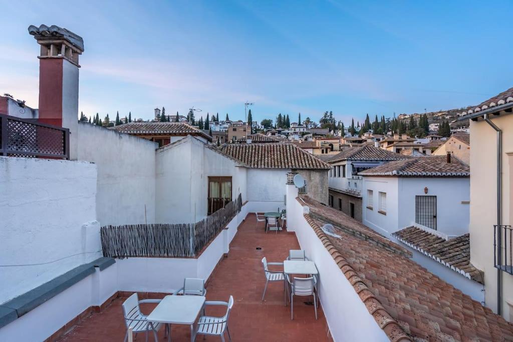 Frente A La Alhambra Apartment กรานาดา ภายนอก รูปภาพ